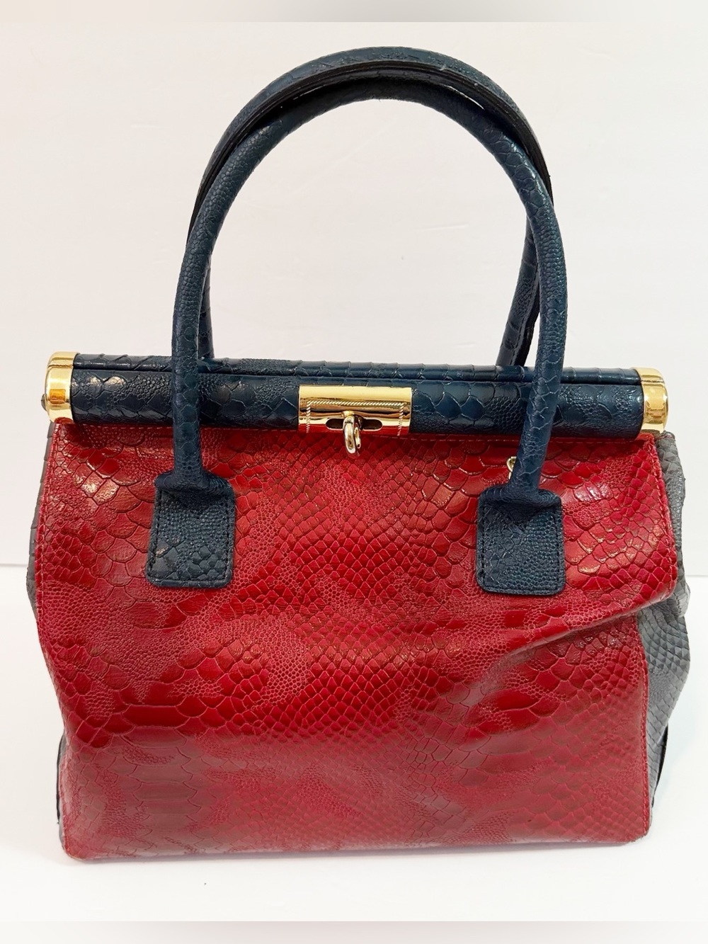 Giada Pelle Red Ostrich Leather Handbag Embossed Italian Large Tote Bottom Studs